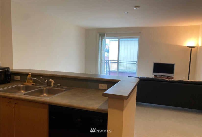 668 Lane, Seattle, Washington 98104, ,1 BathroomBathrooms,Residential Lease,For Rent,Lane,NWM1870383