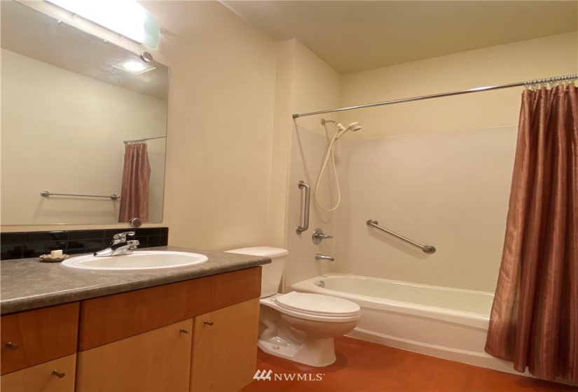 668 Lane, Seattle, Washington 98104, ,1 BathroomBathrooms,Residential Lease,For Rent,Lane,NWM1870383