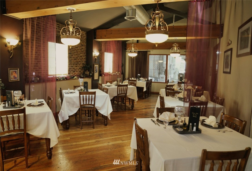 1 Vineyard, Wenatchee, Washington 98801, ,Commercial Sale,For Sale,Vineyard,NWM1870073