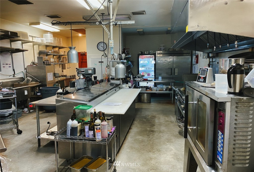 1 Vineyard, Wenatchee, Washington 98801, ,Commercial Sale,For Sale,Vineyard,NWM1870073