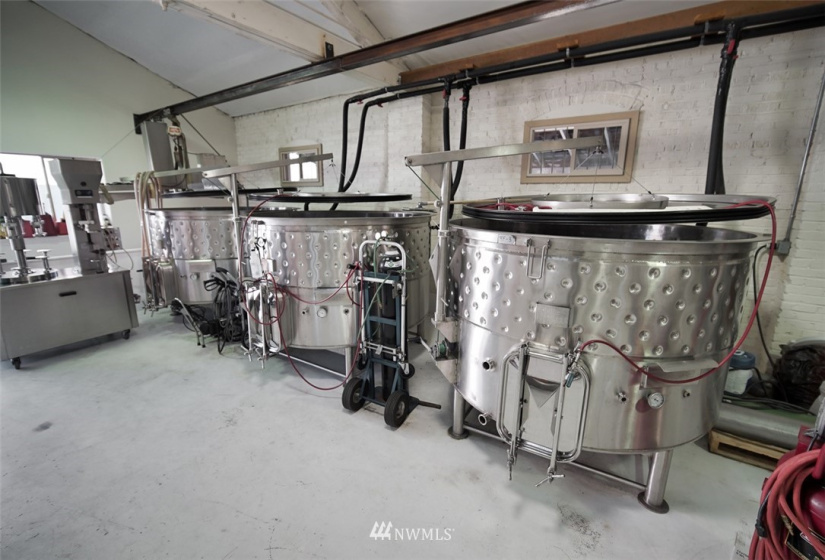 1 Vineyard, Wenatchee, Washington 98801, ,Commercial Sale,For Sale,Vineyard,NWM1870073