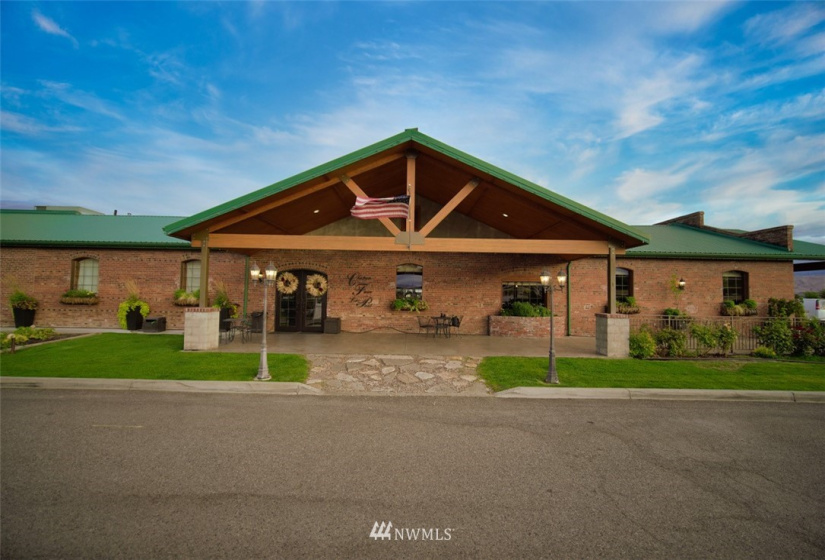 1 Vineyard, Wenatchee, Washington 98801, ,Commercial Sale,For Sale,Vineyard,NWM1870073