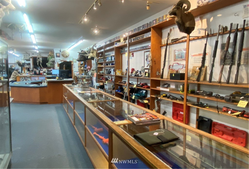 5631 Evergreen, Everett, Washington 98203, ,Commercial Sale,For Sale,Evergreen,NWM1870377