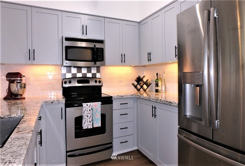 827 Hiawatha, Seattle, Washington 98144, 3 Bedrooms Bedrooms, ,2 BathroomsBathrooms,Residential,For Sale,Pontedera,Hiawatha,NWM1870425