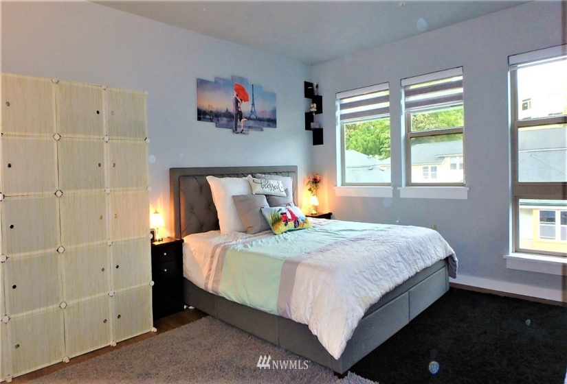 827 Hiawatha, Seattle, Washington 98144, 3 Bedrooms Bedrooms, ,2 BathroomsBathrooms,Residential,For Sale,Pontedera,Hiawatha,NWM1870425