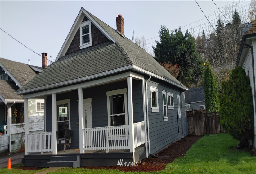 522 Wells, Renton, Washington 98057, 4 Bedrooms Bedrooms, ,2 BathroomsBathrooms,Residential,For Sale,Wells,NWM1870124