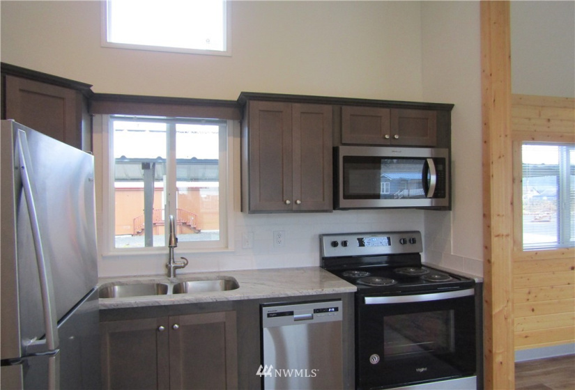 2010 Broadway, Hoquiam, Washington 98550, 1 Bedroom Bedrooms, ,Manufactured In Park,For Sale,Broadway,NWM1870134