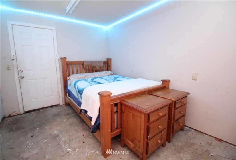 15836 81st, Puyallup, Washington 98372, 5 Bedrooms Bedrooms, ,2 BathroomsBathrooms,Manufactured In Park,For Sale,81st,NWM1870433