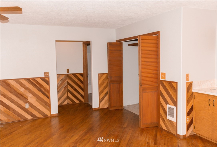 238 Huntington, Castle Rock, Washington 98611, 2 Bedrooms Bedrooms, ,2 BathroomsBathrooms,Residential,For Sale,Huntington,NWM1870658