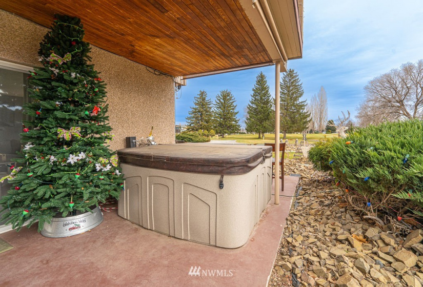 840 Braeburn, Soap Lake, Washington 98851, 4 Bedrooms Bedrooms, ,1 BathroomBathrooms,Residential,For Sale,LAKEVIEW COUNTRY CLUB 1ST,Braeburn,NWM1870867