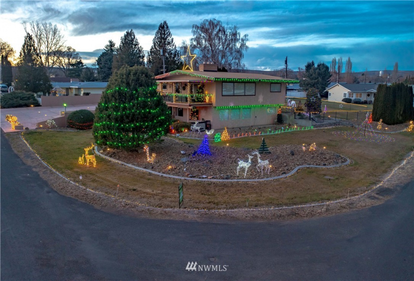 840 Braeburn, Soap Lake, Washington 98851, 4 Bedrooms Bedrooms, ,1 BathroomBathrooms,Residential,For Sale,LAKEVIEW COUNTRY CLUB 1ST,Braeburn,NWM1870867