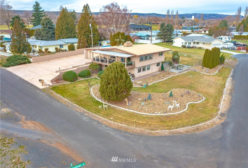 840 Braeburn, Soap Lake, Washington 98851, 4 Bedrooms Bedrooms, ,1 BathroomBathrooms,Residential,For Sale,LAKEVIEW COUNTRY CLUB 1ST,Braeburn,NWM1870867