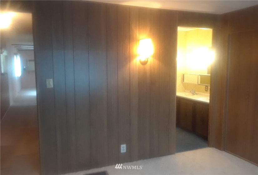 225 Ernst, Oak Harbor, Washington 98277, 2 Bedrooms Bedrooms, ,1 BathroomBathrooms,Manufactured In Park,For Sale,Ernst,NWM1870660