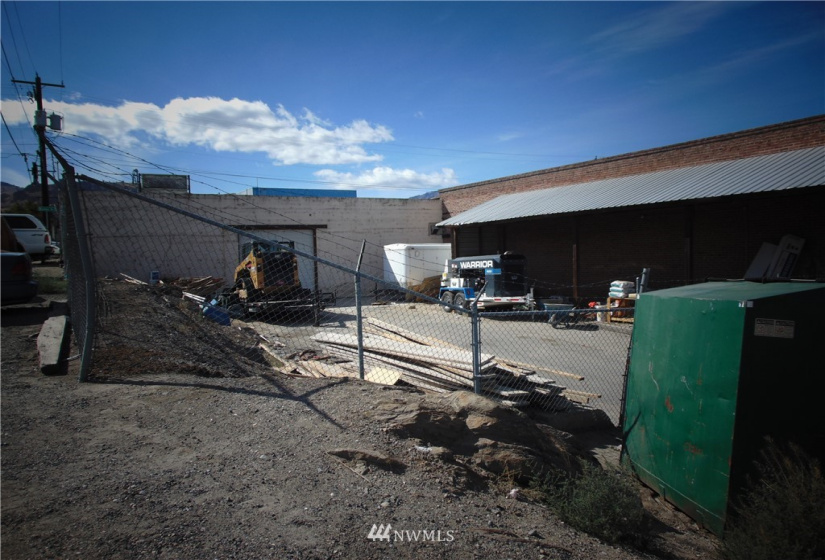 801 Benton Way, Wenatchee, Washington 98801, ,Commercial Sale,For Sale,Benton Way,NWM1863544