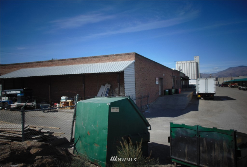 801 Benton Way, Wenatchee, Washington 98801, ,Commercial Sale,For Sale,Benton Way,NWM1863544