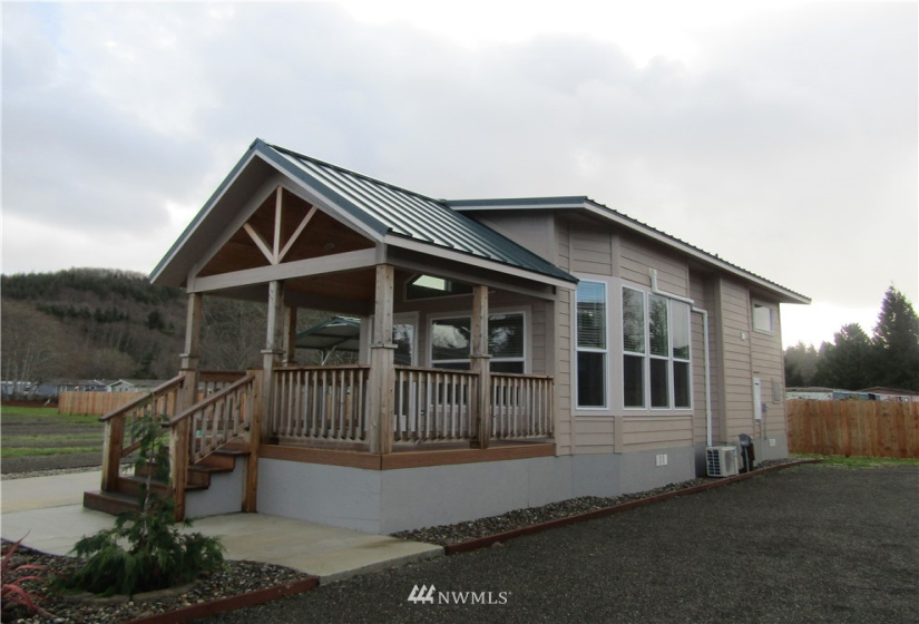 2010 Broadway, Hoquiam, Washington 98550, 1 Bedroom Bedrooms, ,1 BathroomBathrooms,Manufactured In Park,For Sale,Broadway,NWM1870133