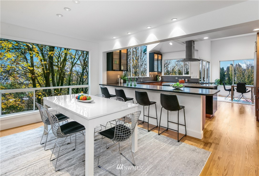 1528 Interlaken, Seattle, Washington 98112, 4 Bedrooms Bedrooms, ,2 BathroomsBathrooms,Residential,For Sale,Interlaken,NWM1868114