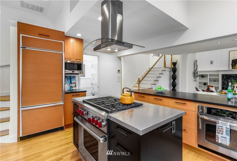 1528 Interlaken, Seattle, Washington 98112, 4 Bedrooms Bedrooms, ,2 BathroomsBathrooms,Residential,For Sale,Interlaken,NWM1868114