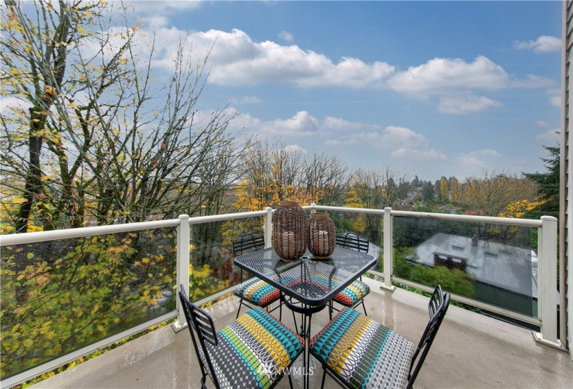 1528 Interlaken, Seattle, Washington 98112, 4 Bedrooms Bedrooms, ,2 BathroomsBathrooms,Residential,For Sale,Interlaken,NWM1868114