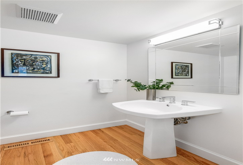 1528 Interlaken, Seattle, Washington 98112, 4 Bedrooms Bedrooms, ,2 BathroomsBathrooms,Residential,For Sale,Interlaken,NWM1868114