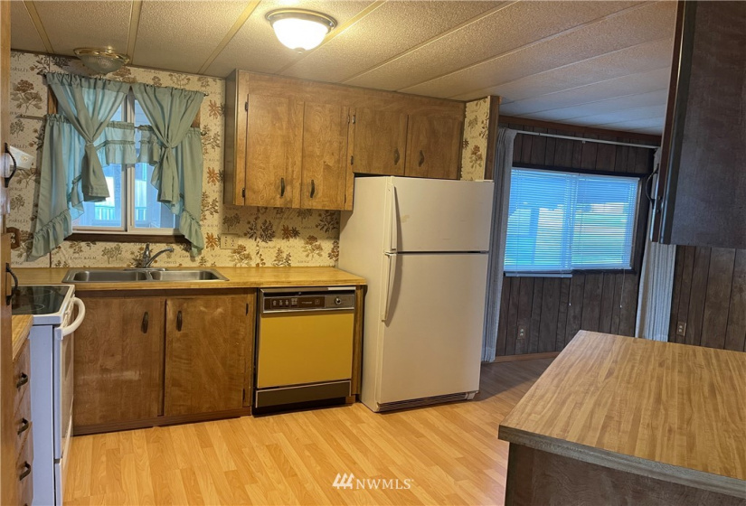 611 Cedar, Port Townsend, Washington 98339, 3 Bedrooms Bedrooms, ,2 BathroomsBathrooms,Manufactured In Park,For Sale,Cedar,NWM1871095