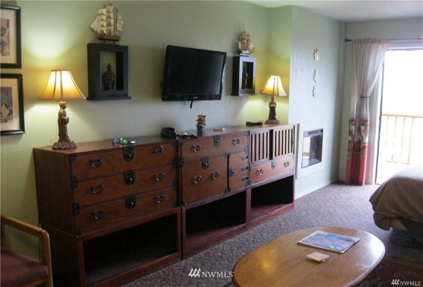 304 14th, Long Beach, Washington 98631, 1 Bedroom Bedrooms, ,2 BathroomsBathrooms,Residential,For Sale,Chautauqua Lodge,14th,NWM1871001
