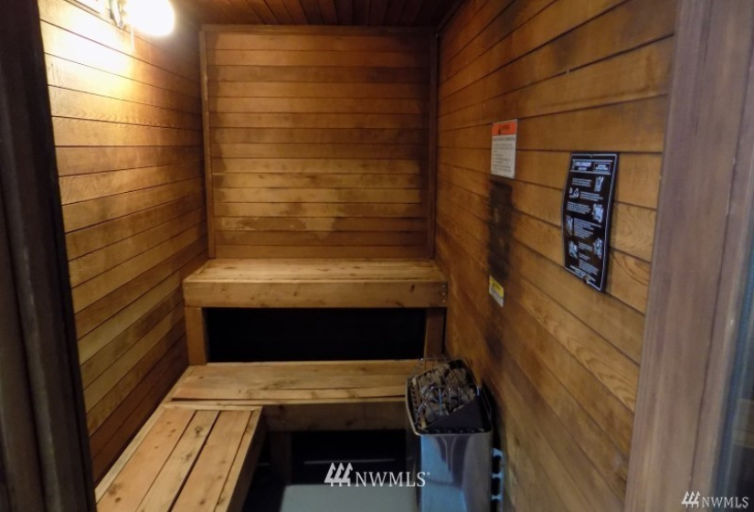 304 14th, Long Beach, Washington 98631, 1 Bedroom Bedrooms, ,2 BathroomsBathrooms,Residential,For Sale,Chautauqua Lodge,14th,NWM1871001
