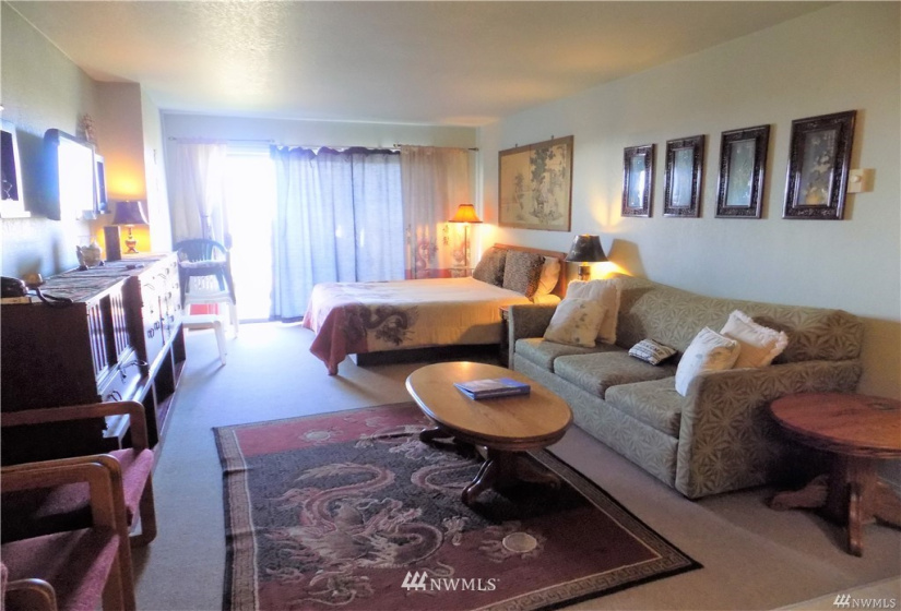 304 14th, Long Beach, Washington 98631, 1 Bedroom Bedrooms, ,2 BathroomsBathrooms,Residential,For Sale,Chautauqua Lodge,14th,NWM1871001