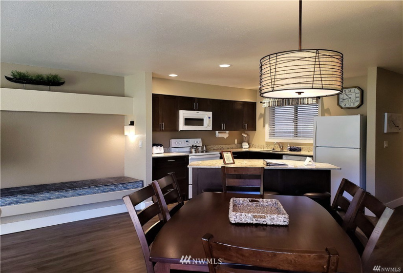 1 Beach 537-A, Manson, Washington 98831, 2 Bedrooms Bedrooms, ,2 BathroomsBathrooms,Residential,For Sale,Beach,Beach 537-A,NWM1870420