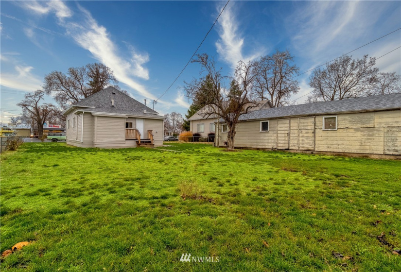 613 Birch, Walla Walla, Washington 99362, 2 Bedrooms Bedrooms, ,1 BathroomBathrooms,Residential,For Sale,Barrons Addition,Birch,NWM1870393