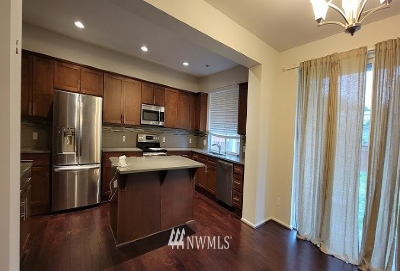 5006 324, Auburn, Washington 98001, 4 Bedrooms Bedrooms, ,2 BathroomsBathrooms,Residential Lease,For Rent,324,NWM1871214