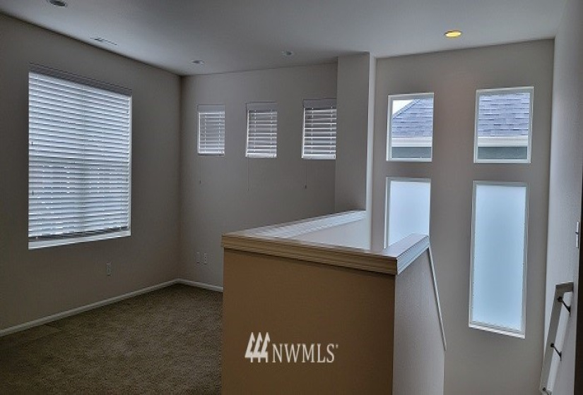 5006 324, Auburn, Washington 98001, 4 Bedrooms Bedrooms, ,2 BathroomsBathrooms,Residential Lease,For Rent,324,NWM1871214