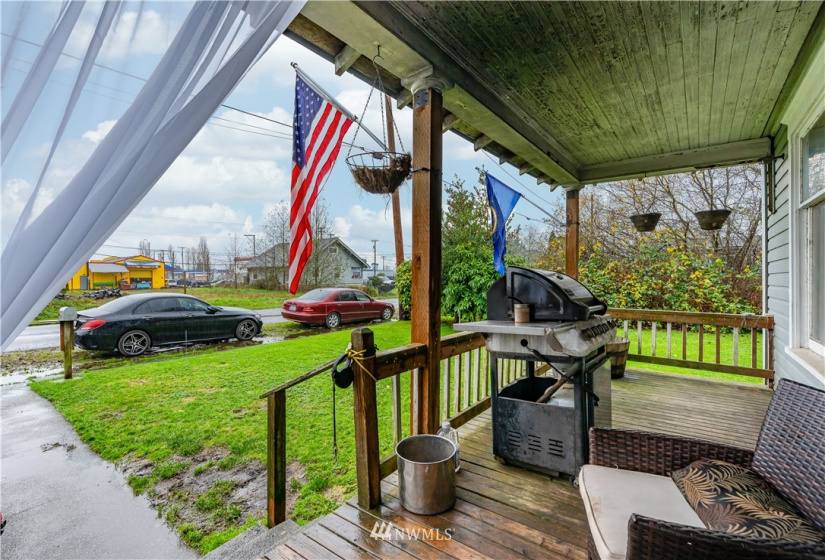 910 Summit, Aberdeen, Washington 98520, 4 Bedrooms Bedrooms, ,3 BathroomsBathrooms,Residential,For Sale,Summit,NWM1871388