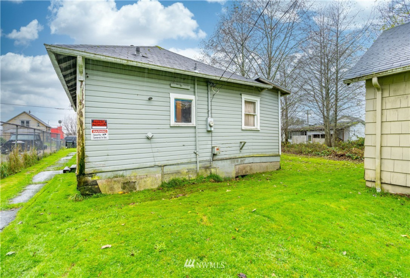 910 Summit, Aberdeen, Washington 98520, 4 Bedrooms Bedrooms, ,3 BathroomsBathrooms,Residential,For Sale,Summit,NWM1871388