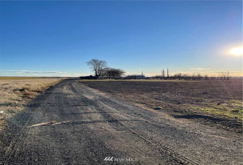 10225 HWY 2, Coulee City, Washington 99115, ,Commercial Sale,For Sale,HWY 2,NWM1870281