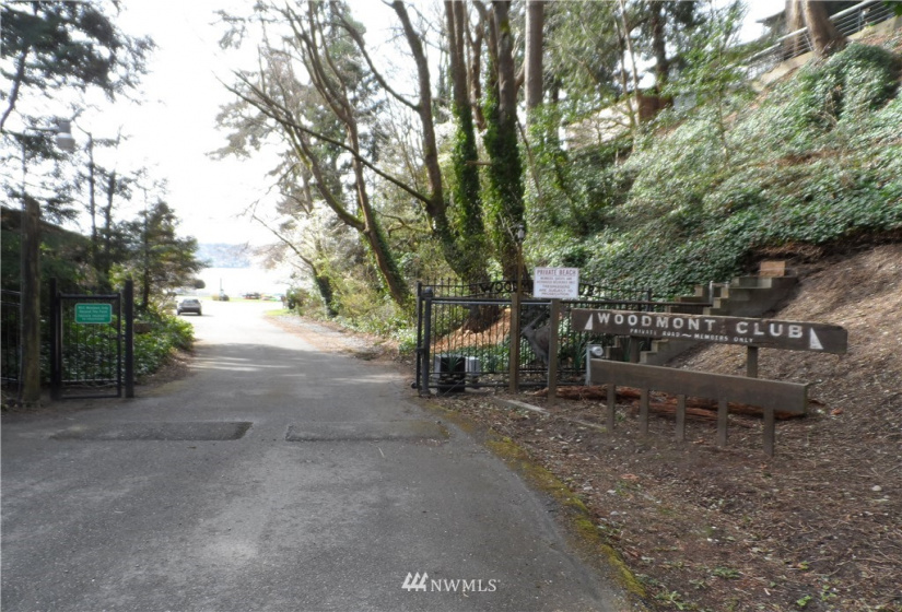 950 Woodmont Beach, Des Moines, Washington 98198, ,Land,For Sale,Woodmont Beach,Woodmont Beach,NWM1870071