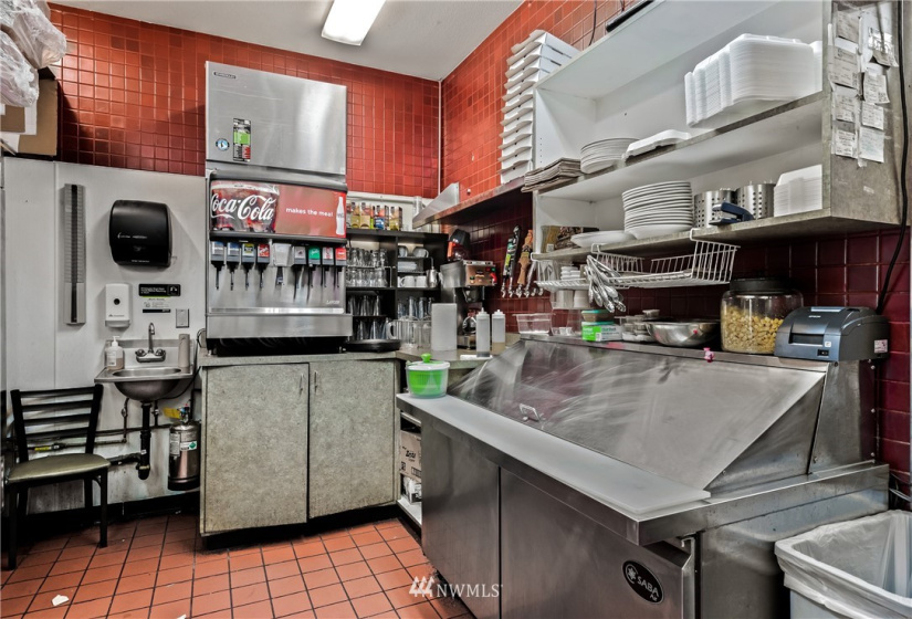 12720 4th, Everett, Washington 98204, ,Business Opportunity,For Sale,4th,NWM1871471