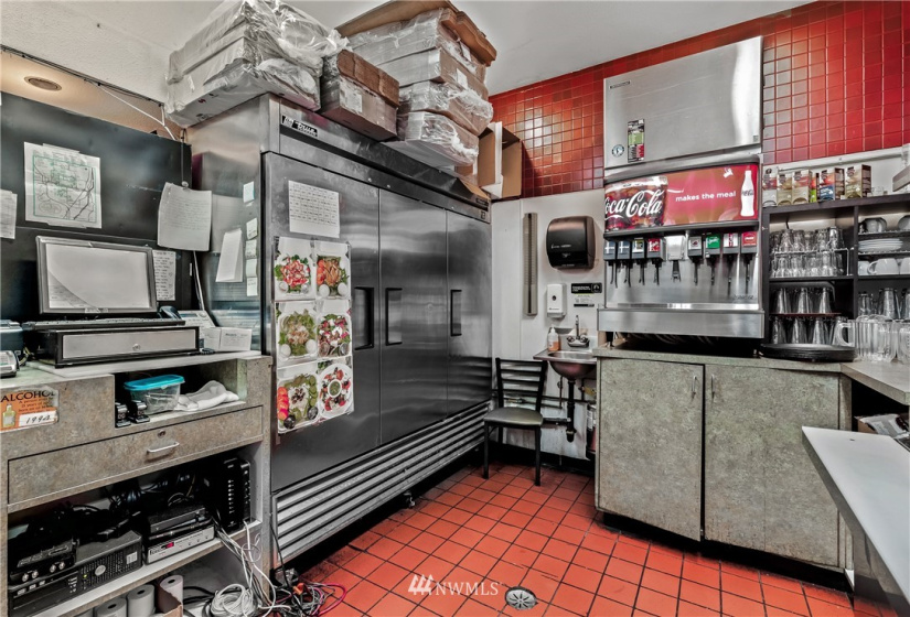 12720 4th, Everett, Washington 98204, ,Business Opportunity,For Sale,4th,NWM1871471