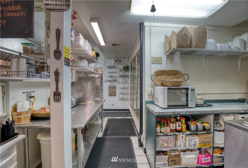 220 Young, Elma, Washington 98541, ,Commercial Sale,For Sale,Young,NWM1871314