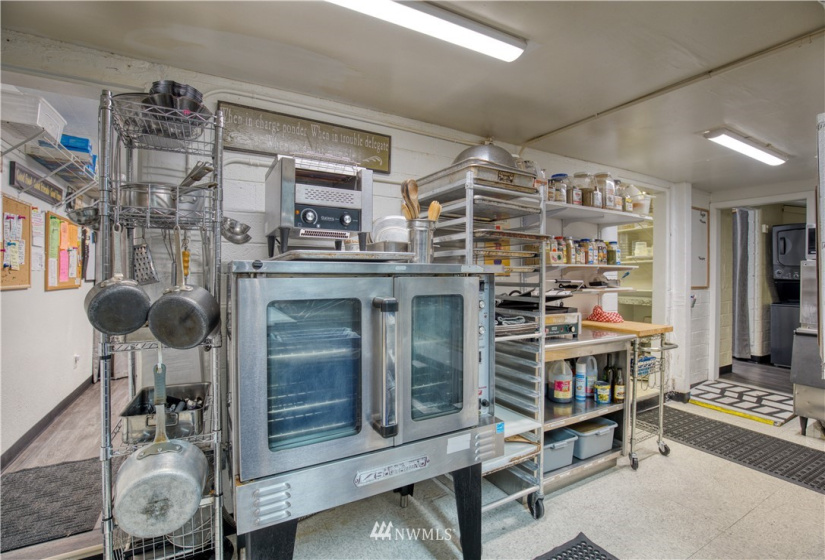 220 Young, Elma, Washington 98541, ,Commercial Sale,For Sale,Young,NWM1871314