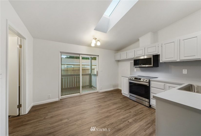 8509 144th Ave E, Puyallup, Washington 98372, 3 Bedrooms Bedrooms, ,2 BathroomsBathrooms,Residential,For Sale,144th Ave E,NWM1871510