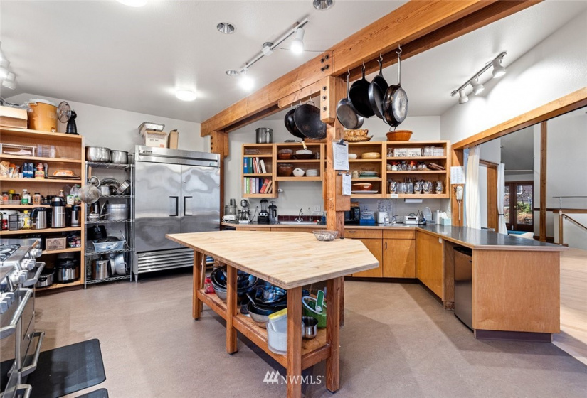 7020 18th, Seattle, Washington 98106, 4 Bedrooms Bedrooms, ,2 BathroomsBathrooms,Residential,For Sale,Puget Ridge CoHousing Community,18th,NWM1871160