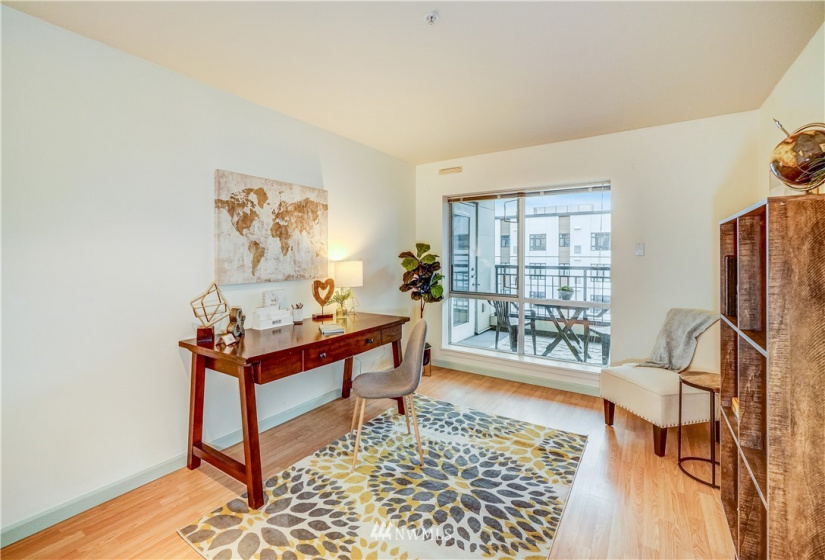 321 10th, Seattle, Washington 98104, 2 Bedrooms Bedrooms, ,1 BathroomBathrooms,Residential,For Sale,Stadium View,10th,NWM1860829