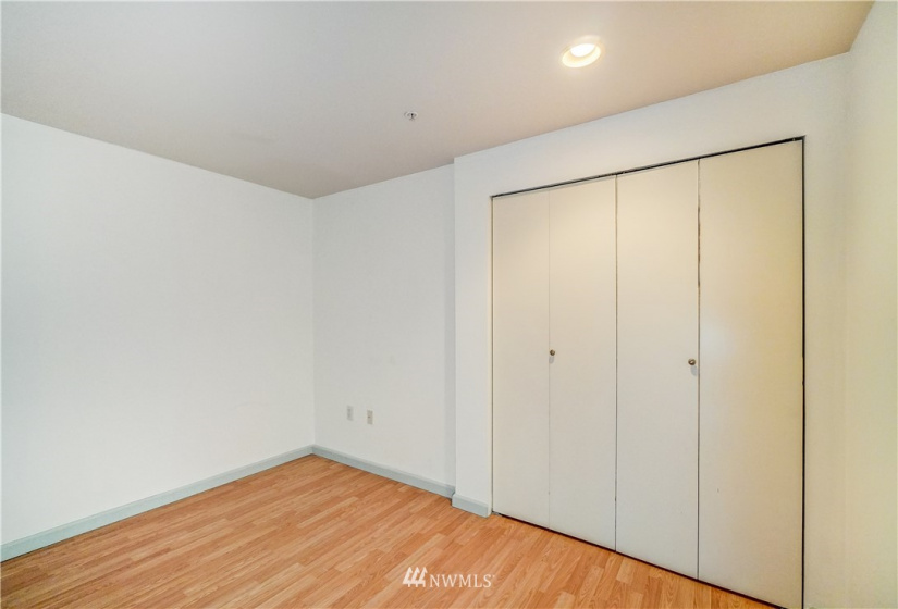 321 10th, Seattle, Washington 98104, 2 Bedrooms Bedrooms, ,1 BathroomBathrooms,Residential,For Sale,Stadium View,10th,NWM1860829