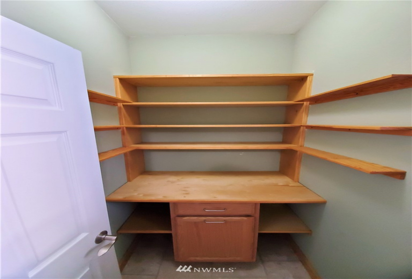 925 1st, Okanogan, Washington 98840, 2 Bedrooms Bedrooms, ,1 BathroomBathrooms,Residential,For Sale,Kahlows 2nd Add Okan,1st,NWM1868124