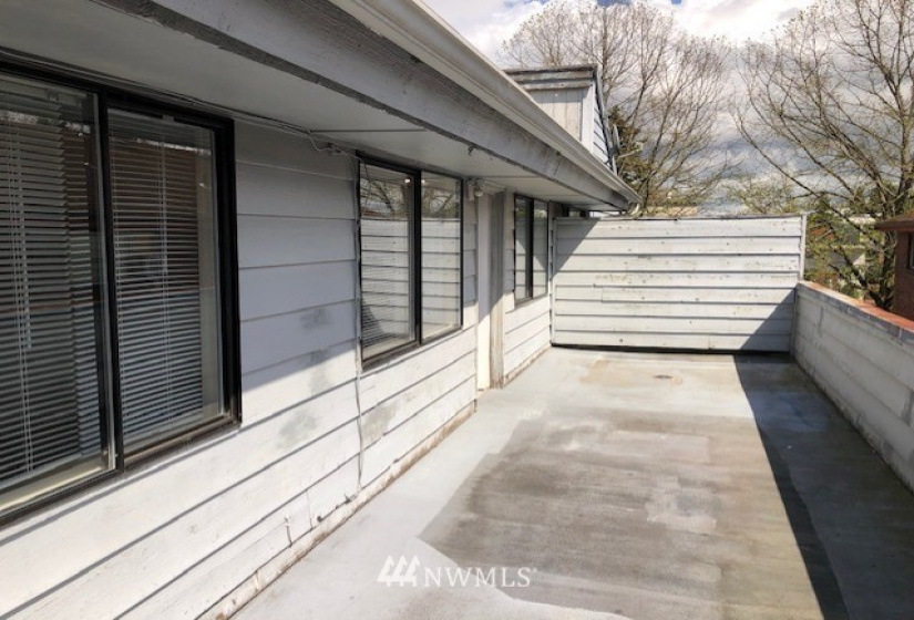 2207 California, Seattle, Washington 98116, 1 Bedroom Bedrooms, ,1 BathroomBathrooms,Residential Lease,For Rent,California,NWM1871633