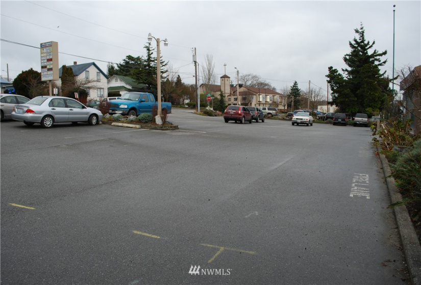 830 Pioneer Way, Oak Harbor, Washington 98277, ,Commercial Sale,For Sale,Pioneer Way,NWM1871040