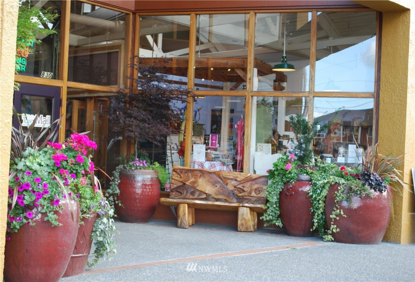 830 Pioneer Way, Oak Harbor, Washington 98277, ,Commercial Sale,For Sale,Pioneer Way,NWM1871040