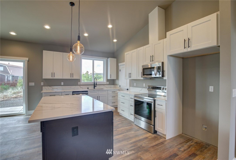 1233 Storm King, Ocean Shores, Washington 98569, 3 Bedrooms Bedrooms, ,1 BathroomBathrooms,Residential,For Sale,DIV 18,Storm King,NWM1871636