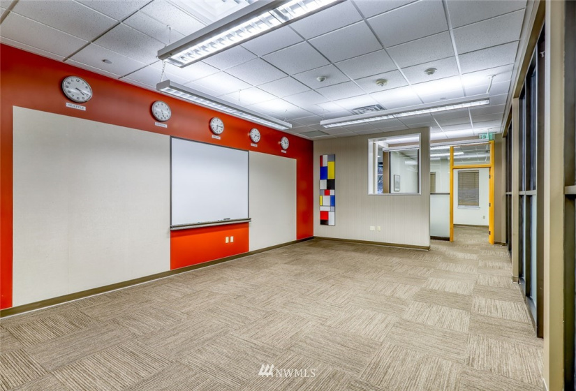 19660 10th, Poulsbo, Washington 98370, ,Commercial Sale,For Sale,10th,NWM1871645